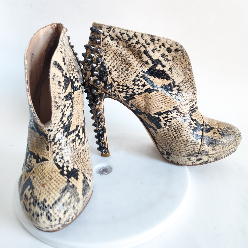 Bcbg Max Azria Ankle Boots 7 Studded ASO Bella Thorne Spike Snakeskin Leather